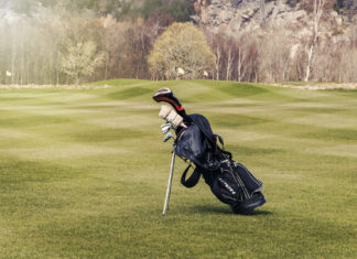 9-hålsbanan öppen med vintergreener